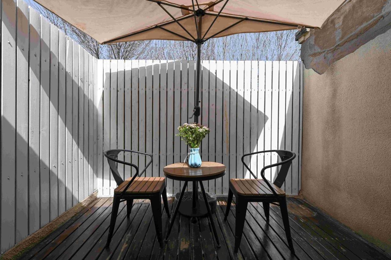 Xingshe Alley Courtyard Hotel Beijing Wangfujing Forbidden City Branch - Breakfast Included & English Speaking Reception & Free Wifi And Laundry Room & Hutong Culture & Cat-Keeping & Flower-Growing Terrace & One Day Tour Service & Free Coffee Exterior photo
