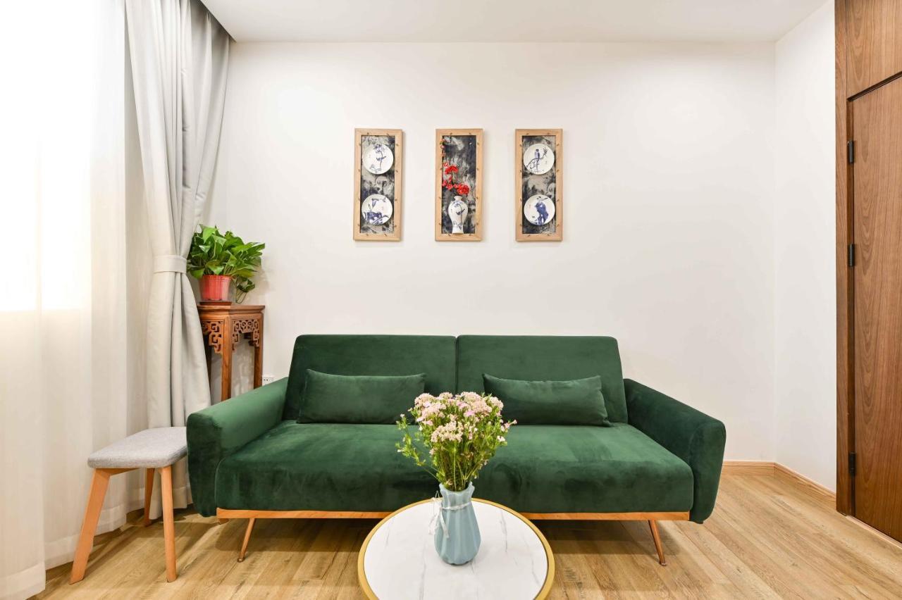 Xingshe Alley Courtyard Hotel Beijing Wangfujing Forbidden City Branch - Breakfast Included & English Speaking Reception & Free Wifi And Laundry Room & Hutong Culture & Cat-Keeping & Flower-Growing Terrace & One Day Tour Service & Free Coffee Exterior photo