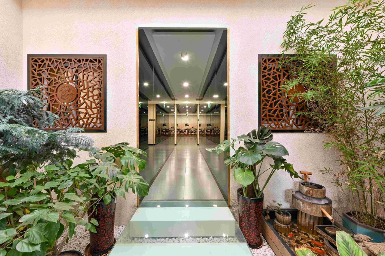 Xingshe Alley Courtyard Hotel Beijing Wangfujing Forbidden City Branch - Breakfast Included & English Speaking Reception & Free Wifi And Laundry Room & Hutong Culture & Cat-Keeping & Flower-Growing Terrace & One Day Tour Service & Free Coffee Exterior photo