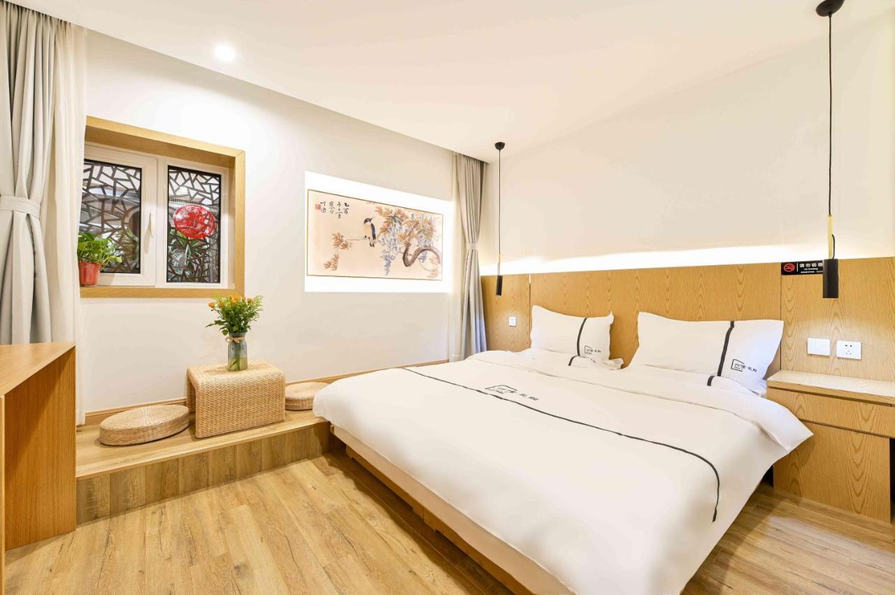 Xingshe Alley Courtyard Hotel Beijing Wangfujing Forbidden City Branch - Breakfast Included & English Speaking Reception & Free Wifi And Laundry Room & Hutong Culture & Cat-Keeping & Flower-Growing Terrace & One Day Tour Service & Free Coffee Exterior photo